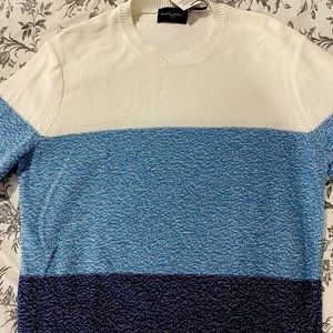 Men’s sweater blue and white Brand new with tag
